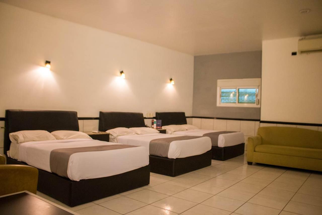 Hotel Maioris El Diez Кульякан Экстерьер фото